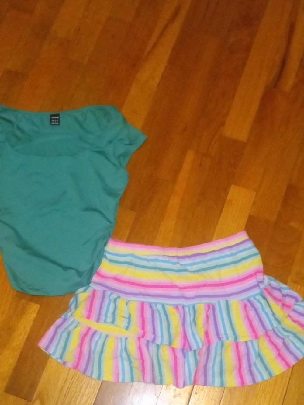 Girls large Striped Ruffle Skirt in Multicolor with green short sleeve top